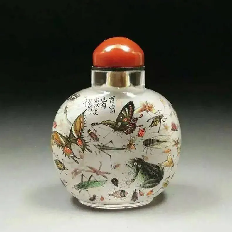 Chinese snuff bottle